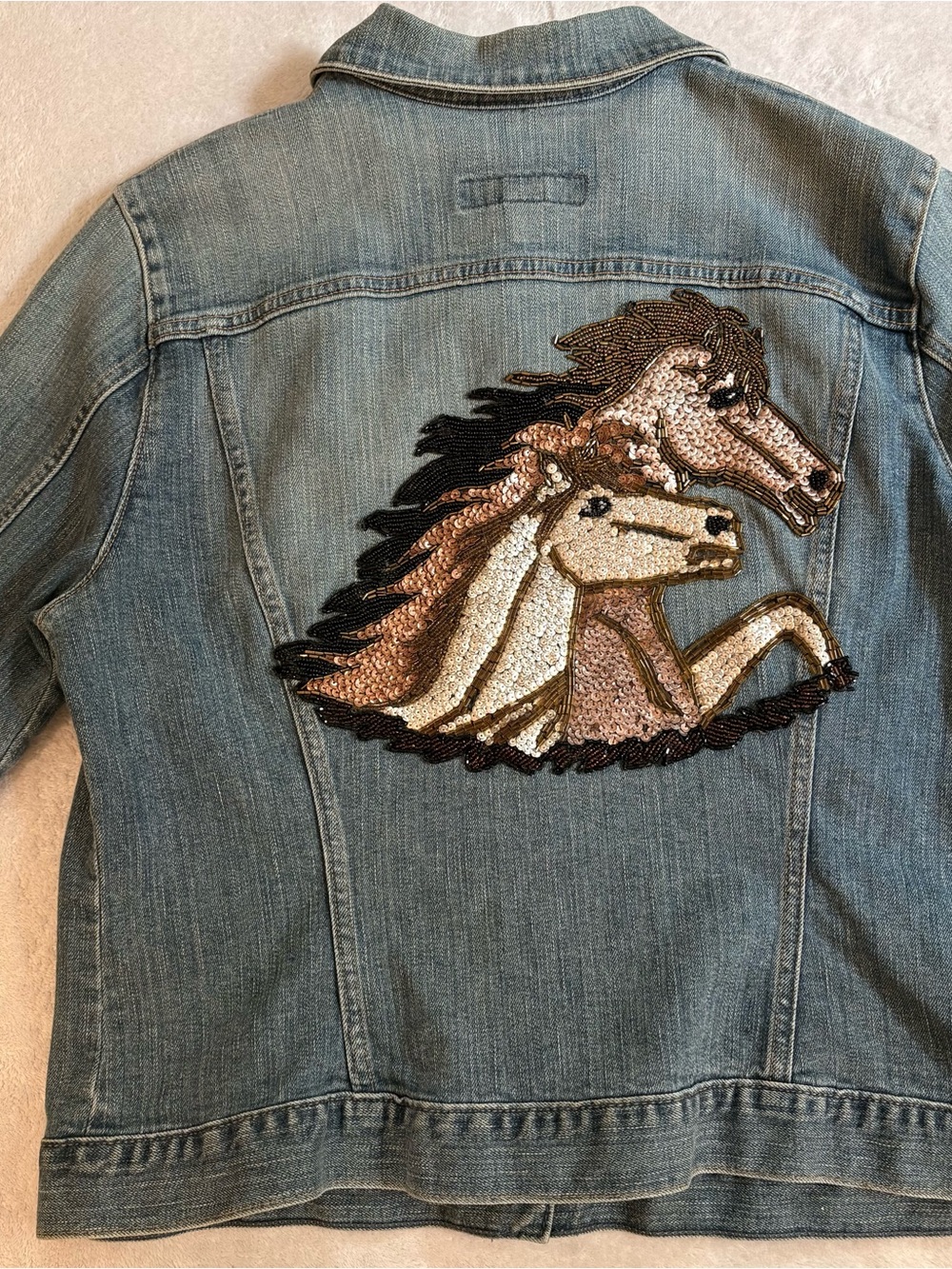 GAP Light Blue Denim Jacket Back Sequin Horse Patch Sz XL